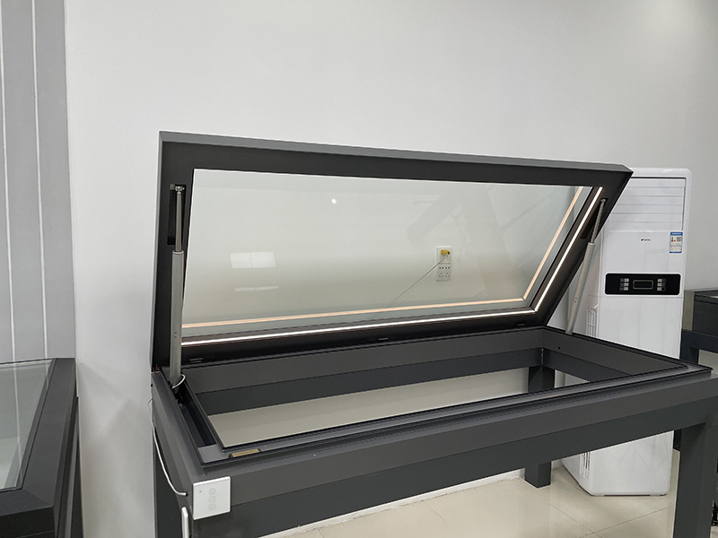 Habet Innovative Tectum Obvius Skylight Garnered Industry Operam?